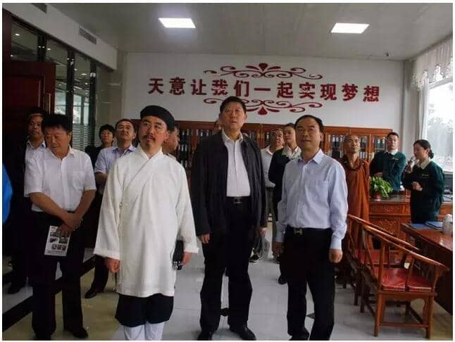山東省政協(xié)常委、民宗委主任孫傳宏蒞臨天意考察參觀