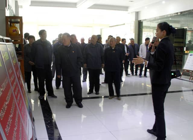 兗州區(qū)人大、政協(xié)領(lǐng)導蒞臨天意機械參觀考察